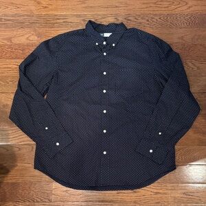 NWT old navy everyday shirt regular fit - XL navy & white polka dot